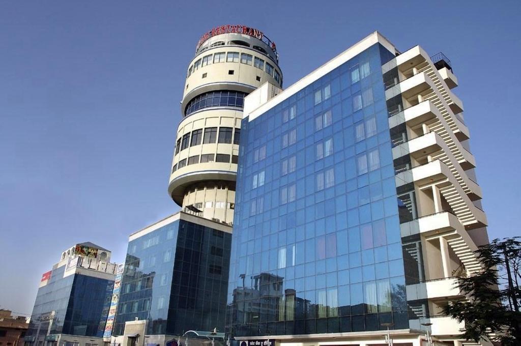 Hotel Om Tower Джайпур Екстериор снимка