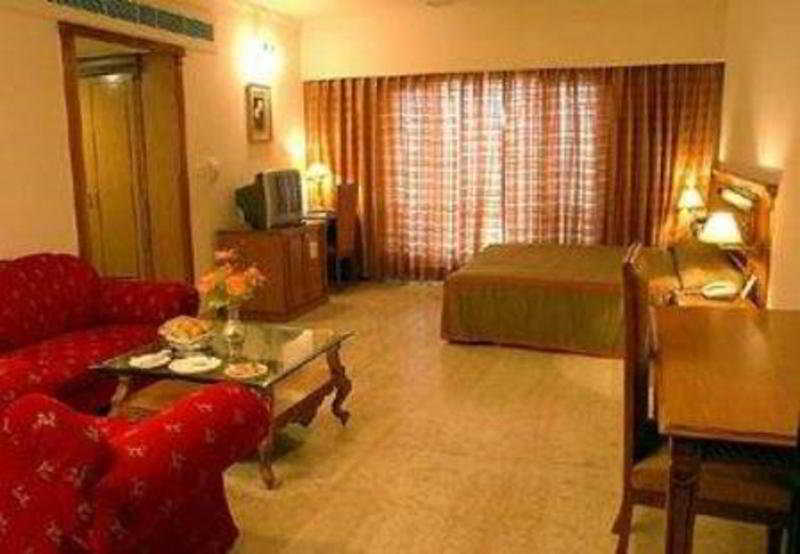 Hotel Om Tower Джайпур Екстериор снимка
